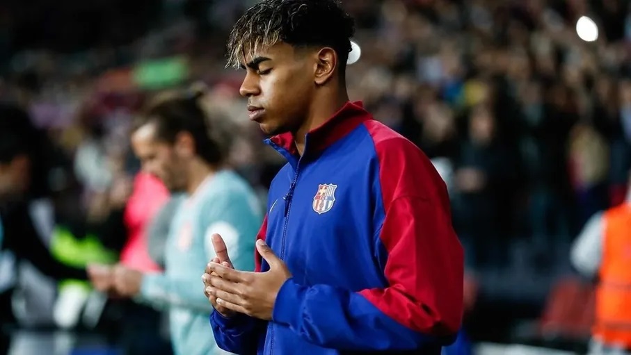 برشلونة يتحرك لحماية يامال من إرهاق الصيام في رمضان