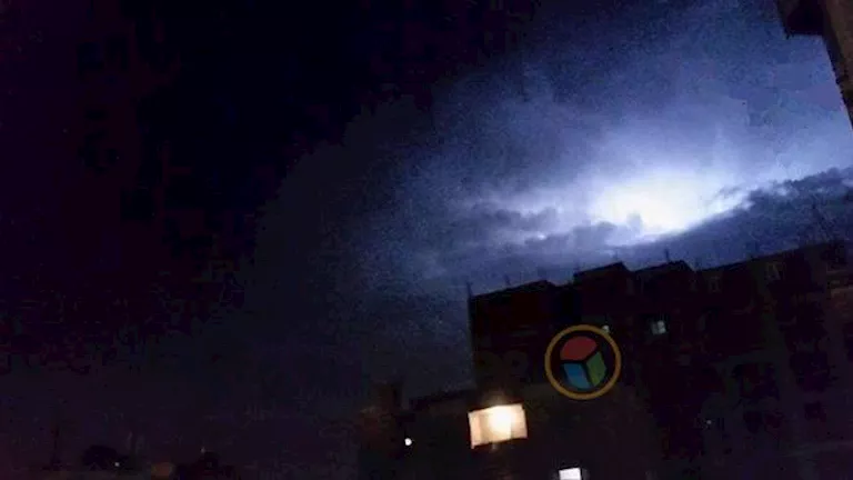 تحذير عاجل من “الأرصاد” بشأن حالة الطقس غدًا.. ضربات برق ونشاط قوي للر