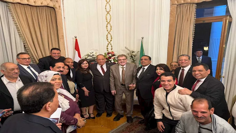 وفديون: “السيد البدوي” يتميز بعلاقاته الإنسانية مع جميع الوفديين.. وسي