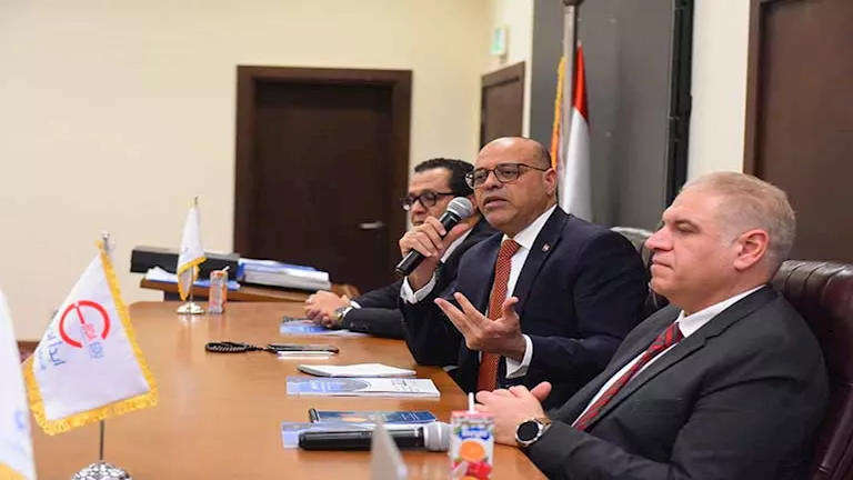 وزير العمل: تحويل مراكز التدريب إلى منصات لإعداد عمالة قادرة على المنا