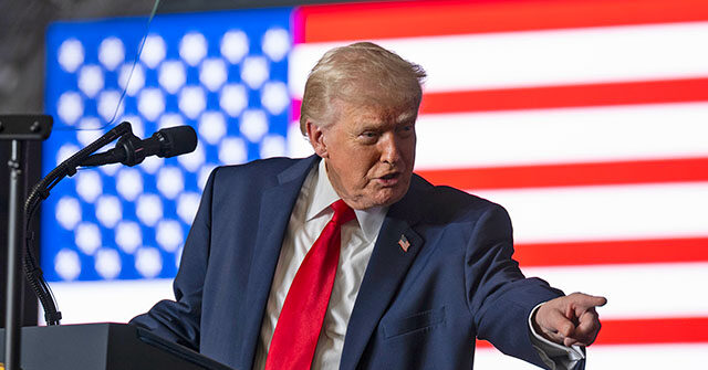 ترامب يتعهد بتحديد هوية الناخب للانتخابات النصفية مع الكونجرس أو بدونه