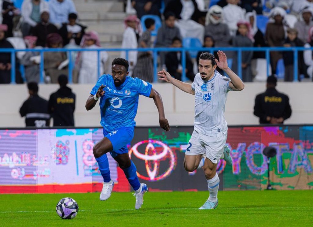 نيوم يتعادل مع الأخدود في “دوري روشن”