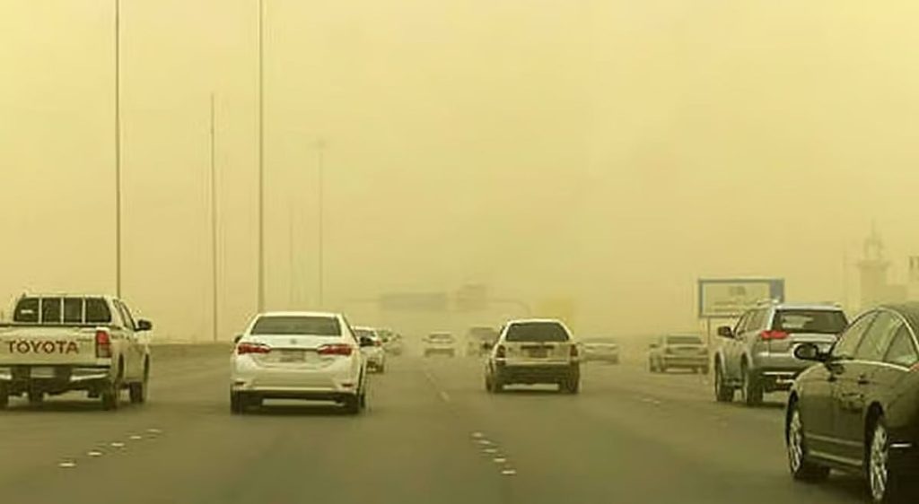 «المركز الإقليمي للعواصف»: لا حالات غبارية بالمملكة الجمعة