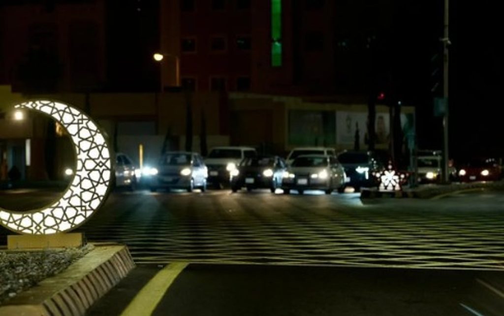 أمانة الباحة تهيئ الشوارع والميادين بحلّة رمضانية وتكثّف أعمالها الخدمية